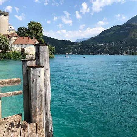 Appartement Et Spacieux A Quelques Pas Du *
