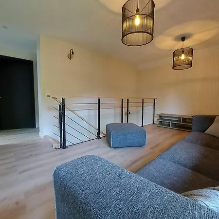 Apartment Et Spacieux A Quelques Pas Du Duingt